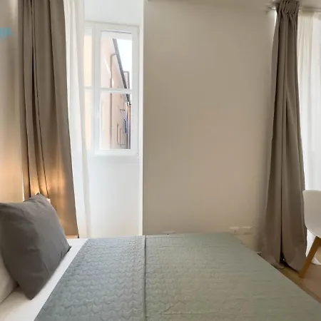 Apartament Cavana 4 Tirabora Short Rent Triest